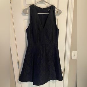 Banana Republic dress. Size 6. Navy. Worn once.